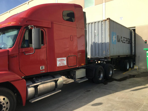 Choose Flex Trucking for Drayage